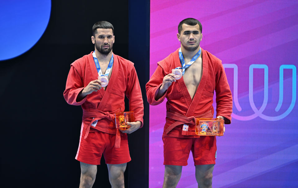 江宏景, 手在比赛获