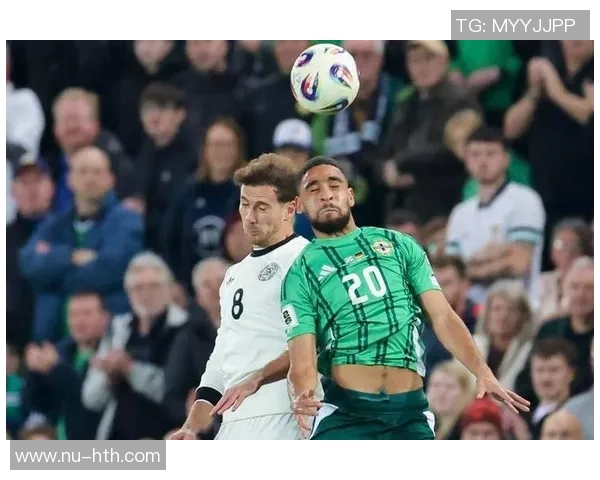 孤独足球球星背后的孤寂与坚韧他们如何在辉煌与孤单中坚持前行